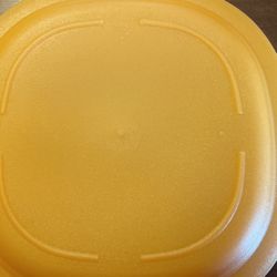 4 Orange Tupperware Plates 