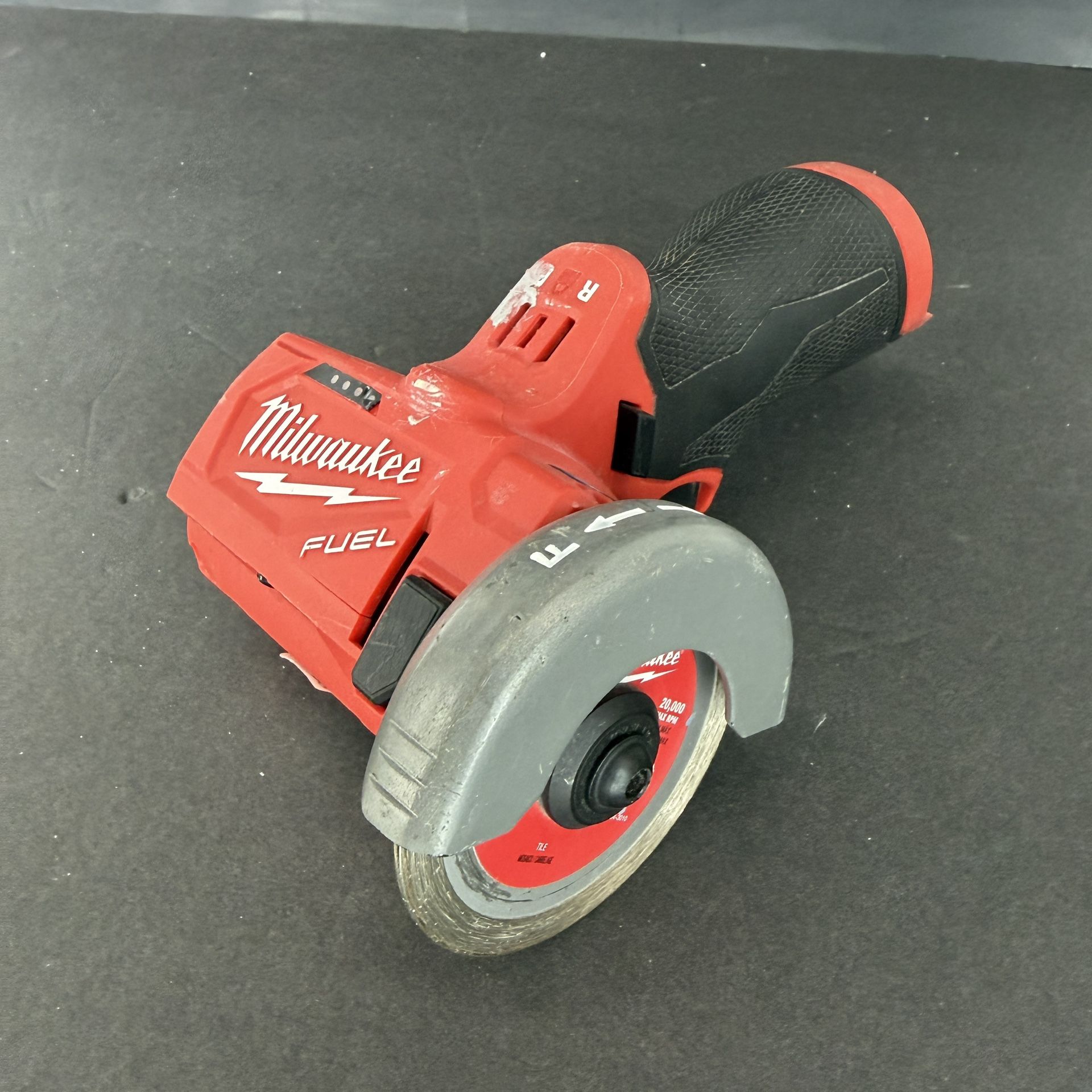 Milwaukee 2522-20 M12 FUEL Compact Cut Off Tool (Tool Only)