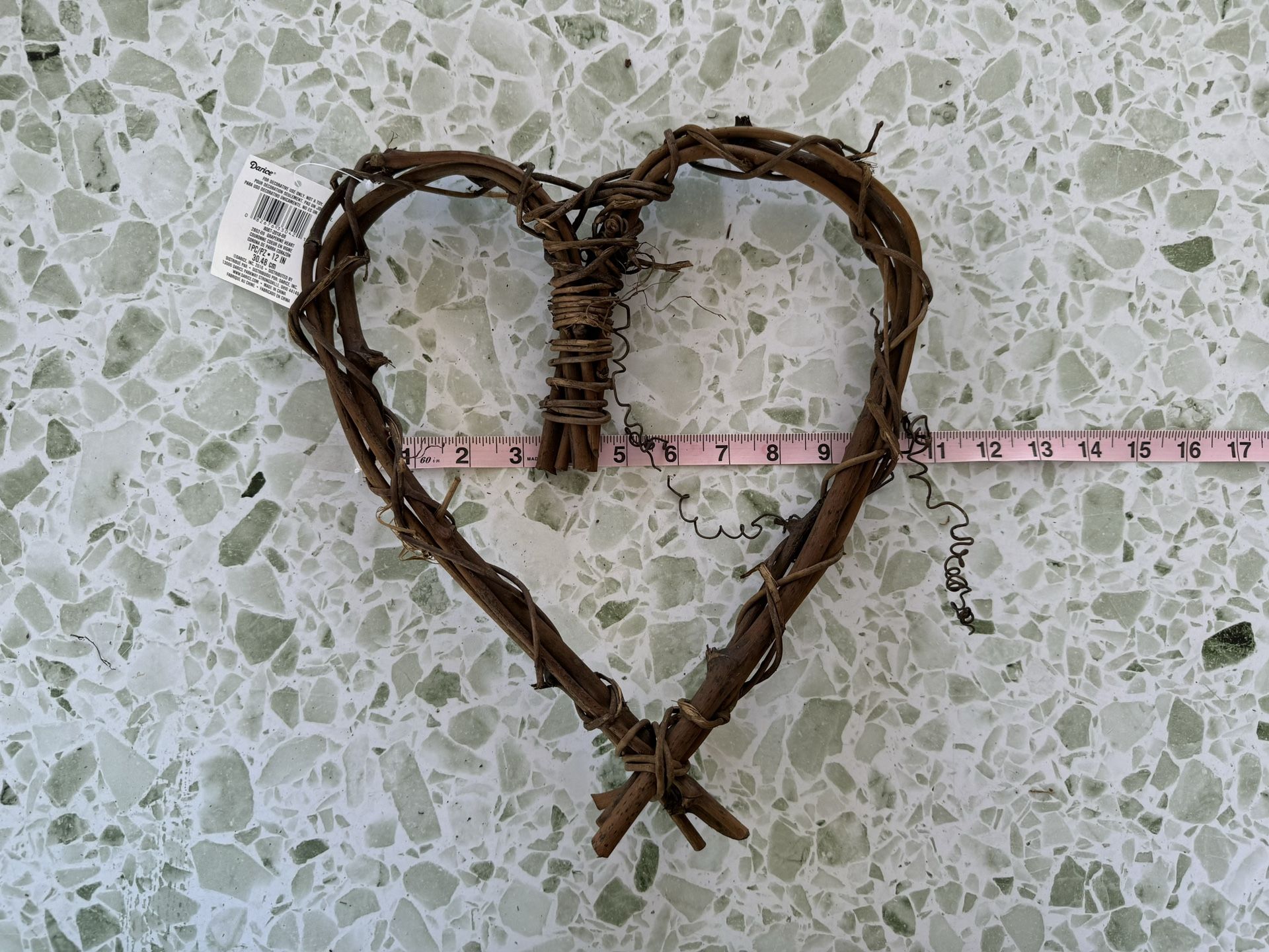 12" Natural Grapevine Heart Wreath NEW
