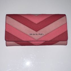 NEW Michael Kors Selma Pink Chevron Leather Wallet