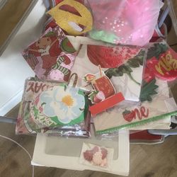 Strawberry shortcake birthday decorations