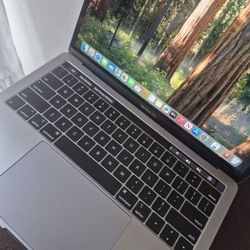 Apple MacBook Pro 13" | A2159 | 16GB RAM | 256GB SSD | Retina display + Touchbar |