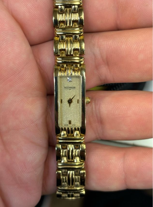 Wittnauer A3 Sapphire Crystal Gold Tone Women’s Watch! New Battery! 