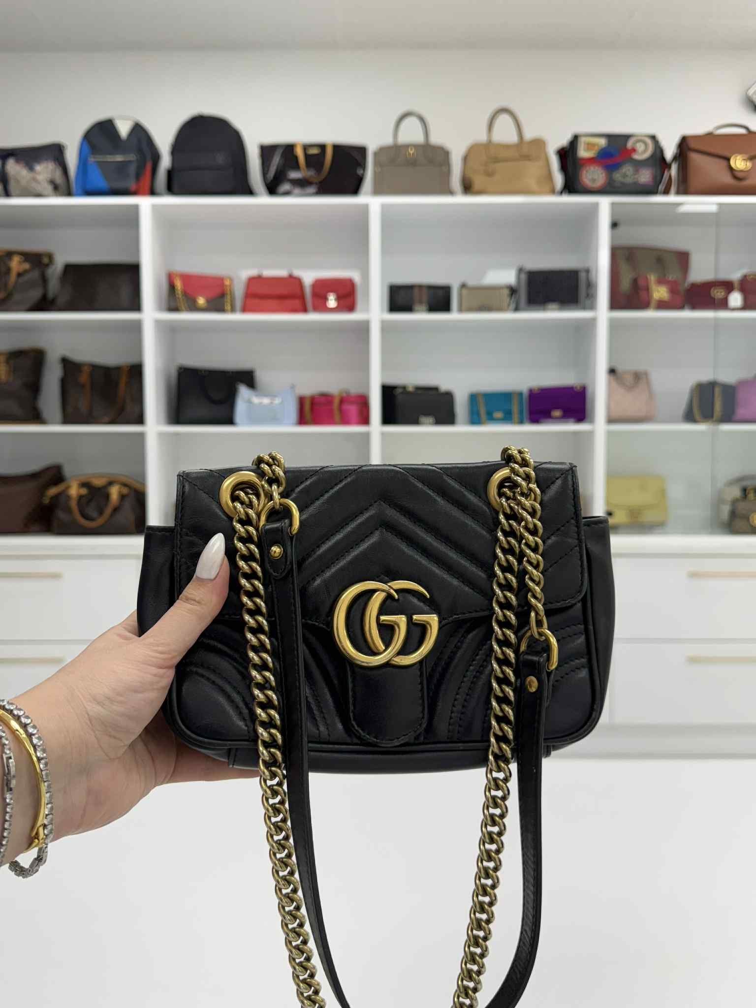 Gucci GG Marmont Matelassé Shoulder Bag 446744