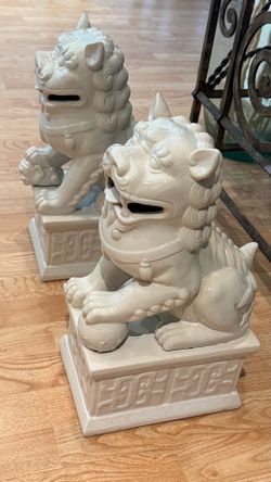 17" Porcelain Chinese Foo Dogs