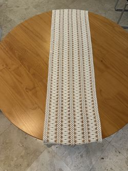 (6) 6ft Boho Cream Table Runners