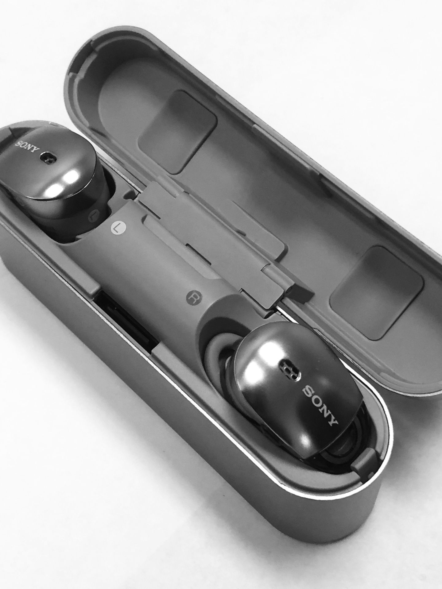 Sony sports ear pods wireless noise canceling headphones apple airpods