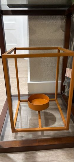 Gold Geometric Metal Candle Holder / Display Stand