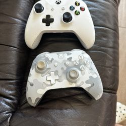 Xbox One Controllers
