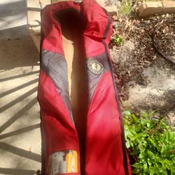 Inflatable adult  life vest