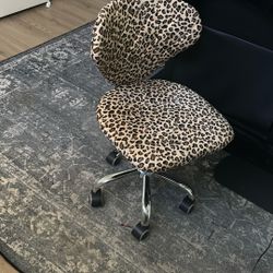 Leopard Chair 
