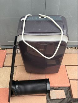 Midea 12000 BTU portable ac unit