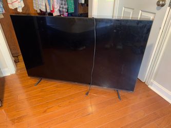 Roku TV Flat Screen