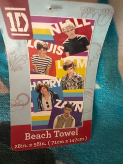 New/Vintage 1D beach towel