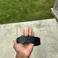 LV Initiales 40mm Matte Black Belt