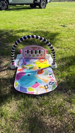 Fisher-Price Kick & Play Piano Gym