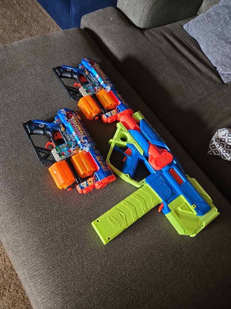 Nerf Guns 