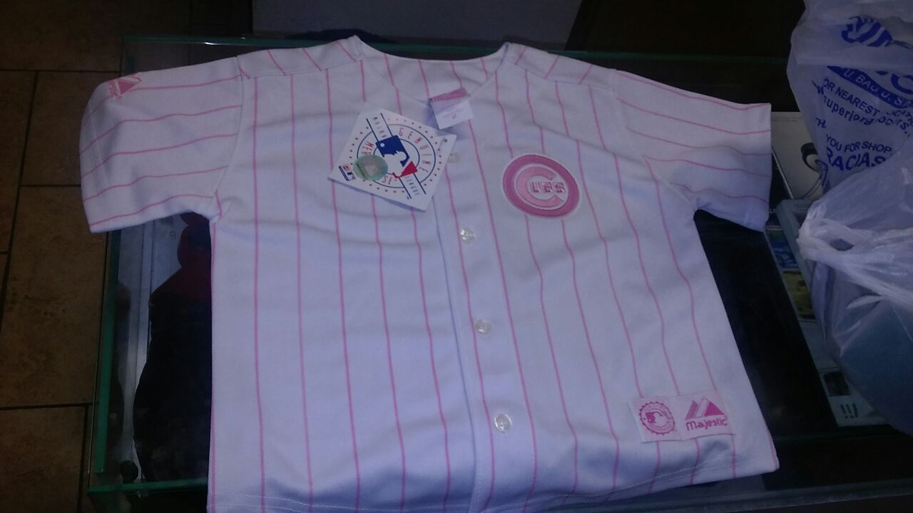 Cubs pink jersey