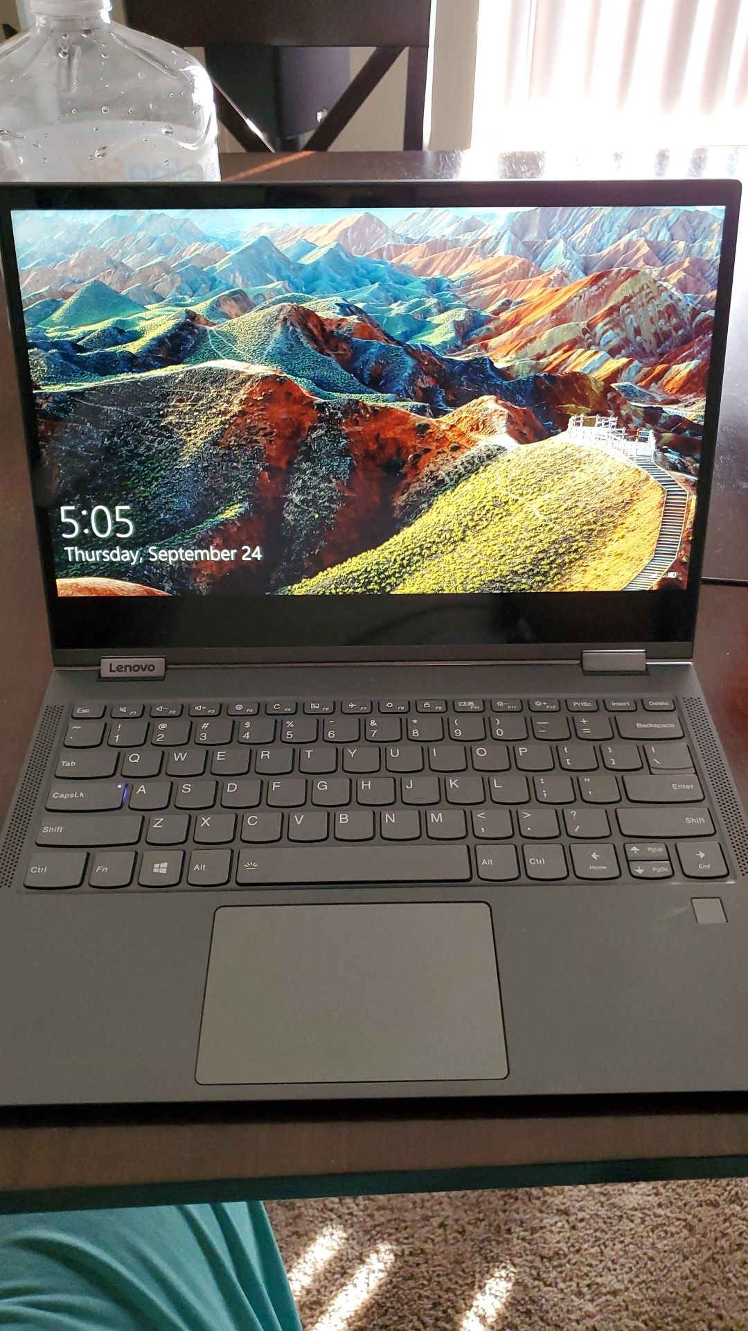 Lenovo 2 in 1 laptop