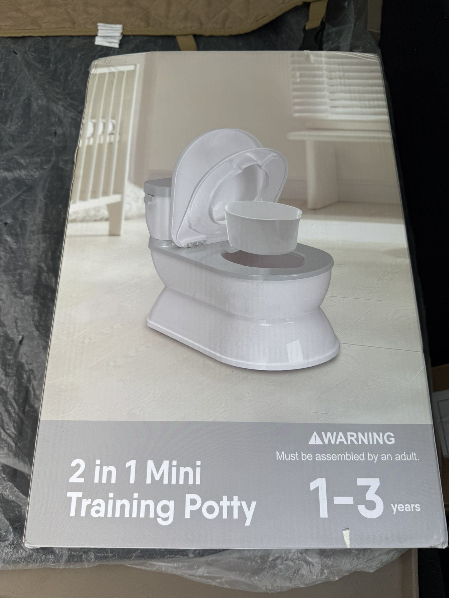 Suitable for ages 1-3 years. Must be assembled by an adult. Brand new never use it. For sale $10.