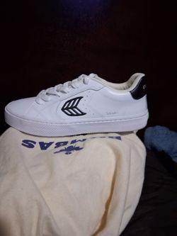White Salvas CARIUMA Size 8.5 For Men & Women