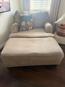 Oversized Chair with Ottoman Oatmeal