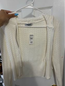 Tilly’s sweater