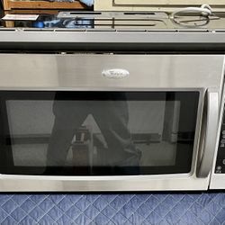 Whirlpool Microwave 
