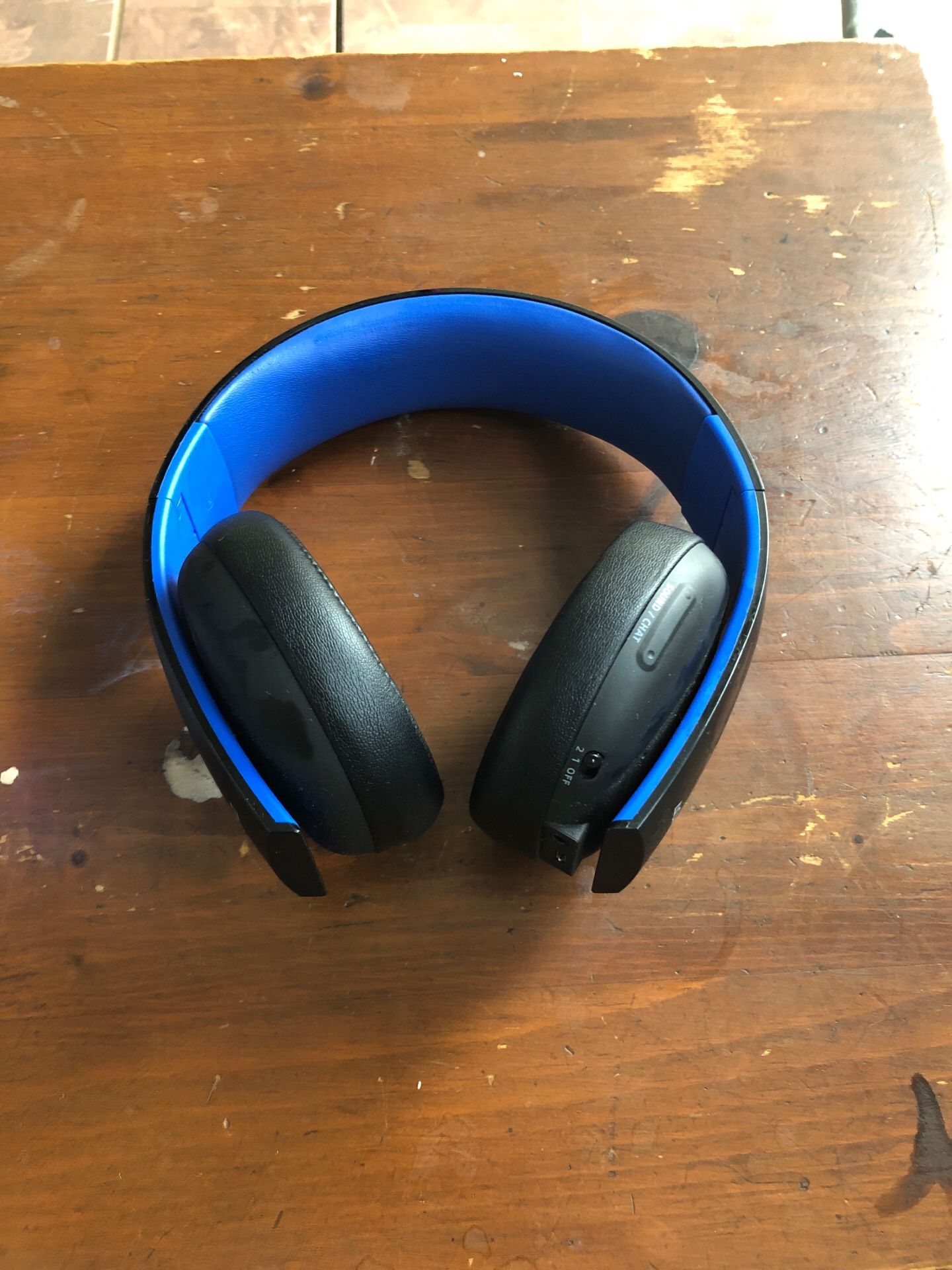 PlayStation Gold Wireless Headset