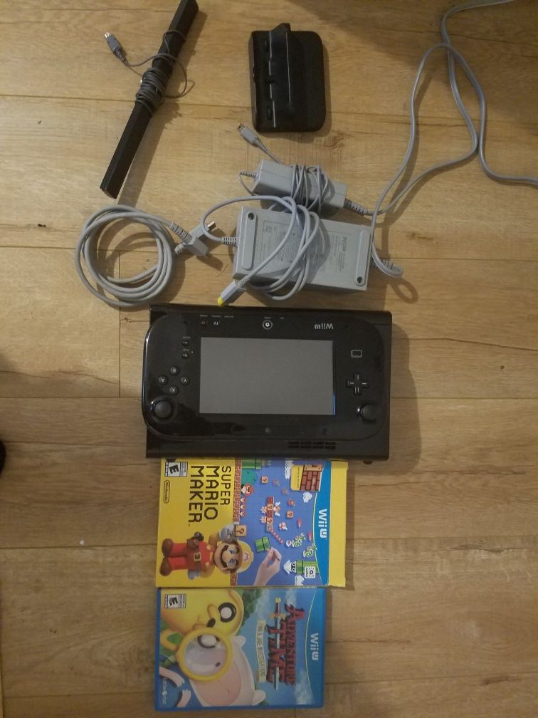 Nintendo wii u console black 32gb with Mario Maker and Adventure Time Game