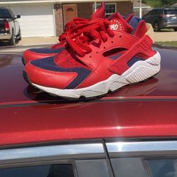 Nike Hurrachie Shoe Size 12