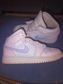 Nike Air Jordan 1 Mid Pink Purple White YOUTH Size 6 Women’s 7.5 FD8780-601