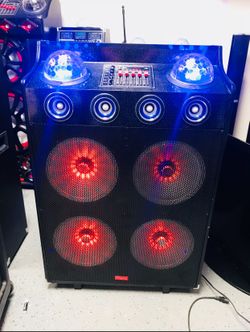 Equipo Con 4 Bocinas 12" Y Luces // Bluetooth Speaker With Four 12" Woofer/aux, Usb, Sd Input