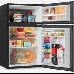 Galanz Mini-Fridge w/ Freezer Compartment