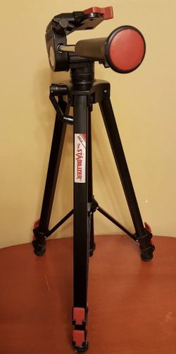 Ideal The Stabilizer Camera Tri-pod with Level