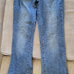 Old Navy Boot Cut Jeans Size 4 Gently Used