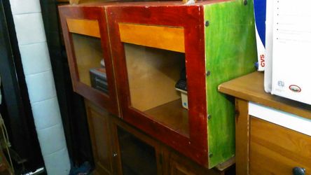 Cajon de madera de 4 colored para perrito estilo casita estoy cerrando la tienda tengo muchas cosas baratas nuevas mire usted mis ofertas seminuevas