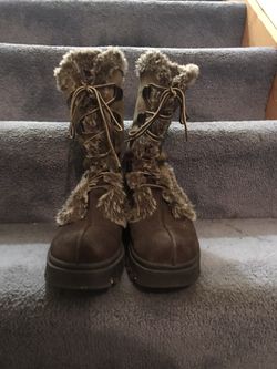 Sketcher Snow Boots -women Size 9