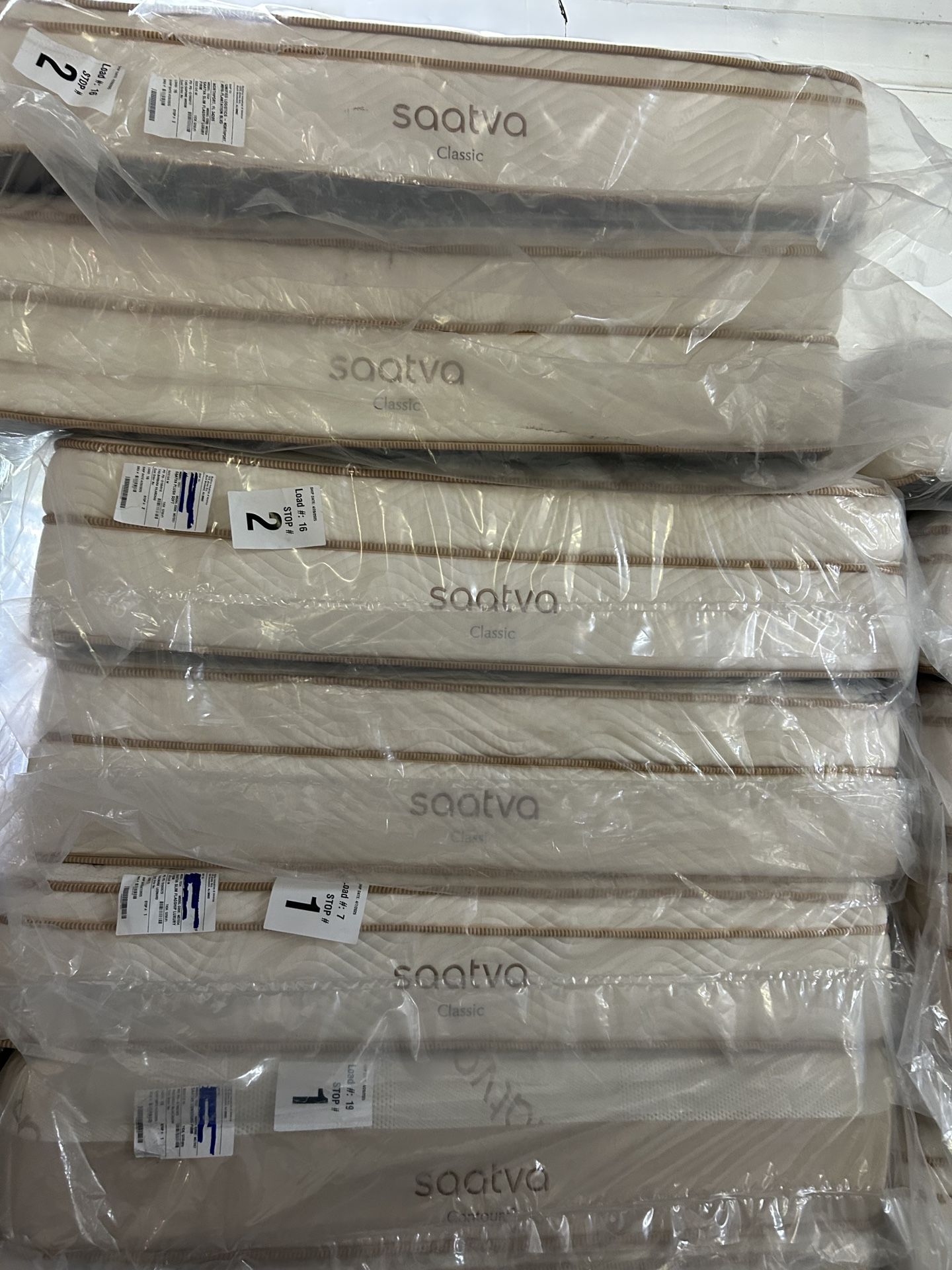 Luxury Saatva & Tempur-Pedic Mattresses – 50-80% Off! • Brand New, Minor Blemishes (Nothing That Affects Comfort) • King, Queen, Full, T