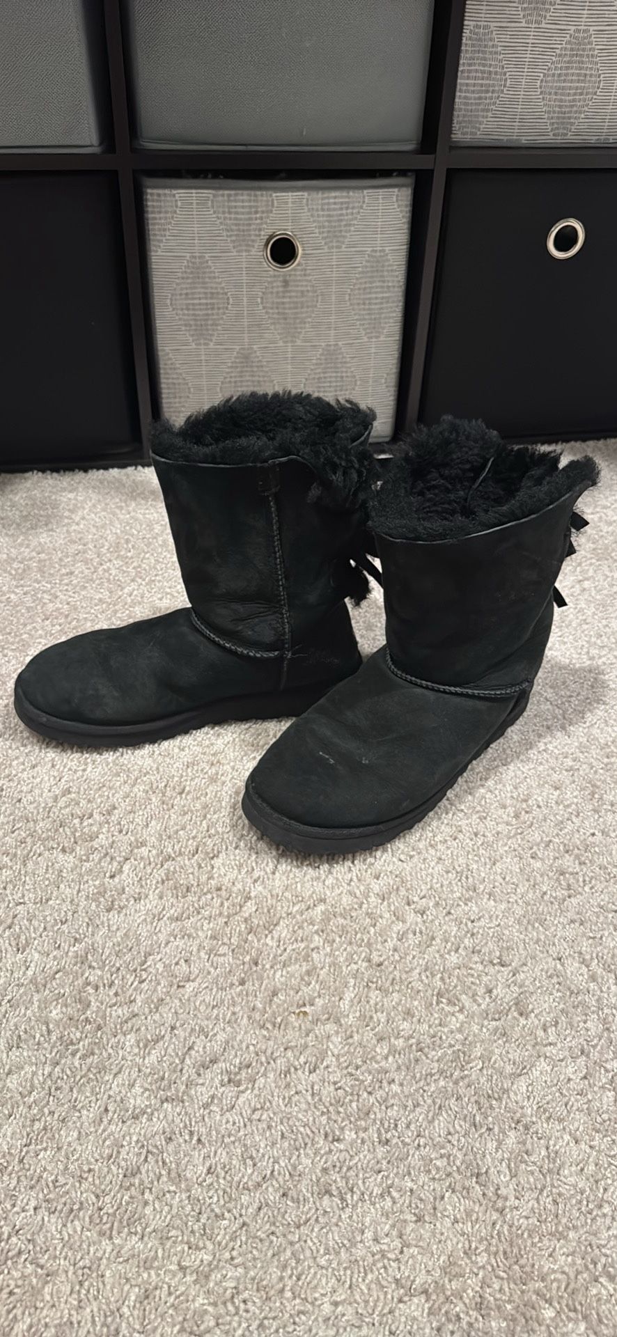 UGG BOOTS