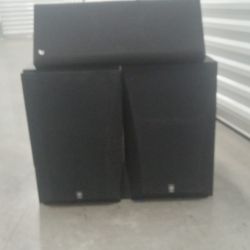2 Yamaha Bookshelf Speakers And 1 Infinity Center Channel For $10