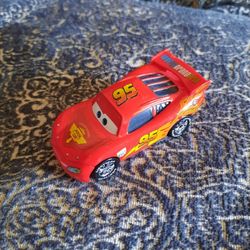 Lightning McQueen World Gran Prix Car 