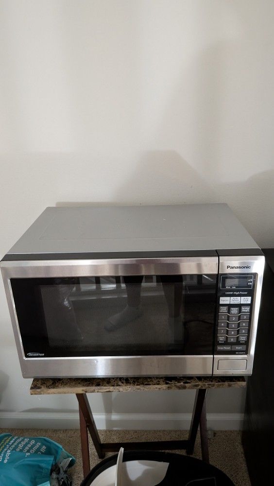 Microwave - Panasonic 