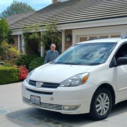2004 Toyota Sienna