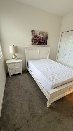 Juego de Cuarto  Full Blanco.