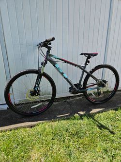 2 GT Bikes