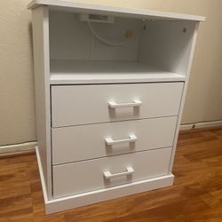 Cabinet/Drawer With USB Charging 