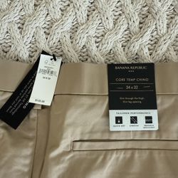 Banana Republic Core Temp Chino – Size 34x32 – New With Tags