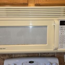 Magic Chef Microwave Oven $75