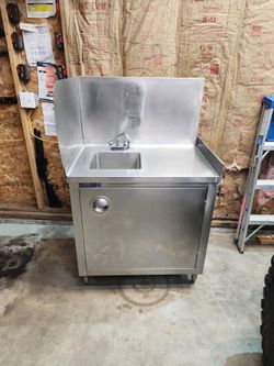 Stainless Steel Commercial Hand Sink with Cabinet